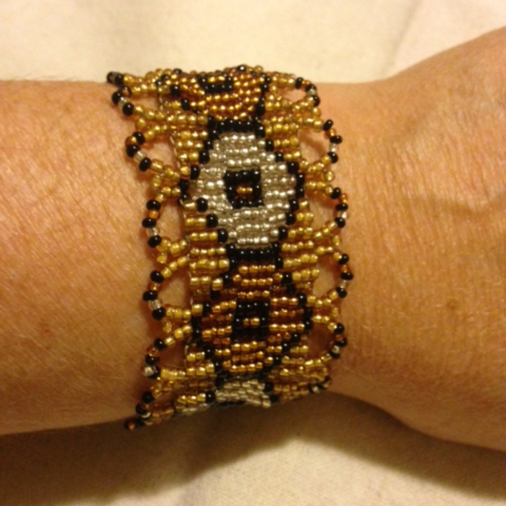 lovely beaded cuff !